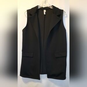 Black Sleeveless Vest